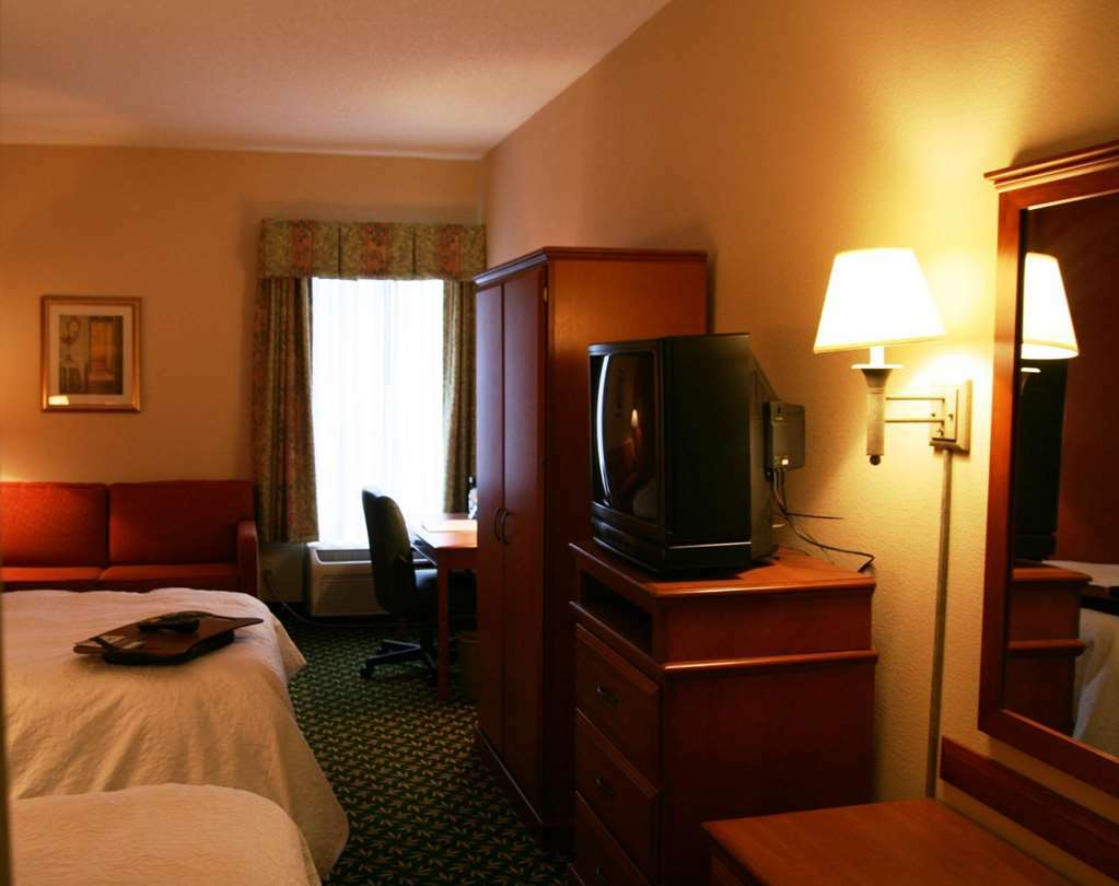 Hampton Inn By Hilton Concord/Bow Kamer foto